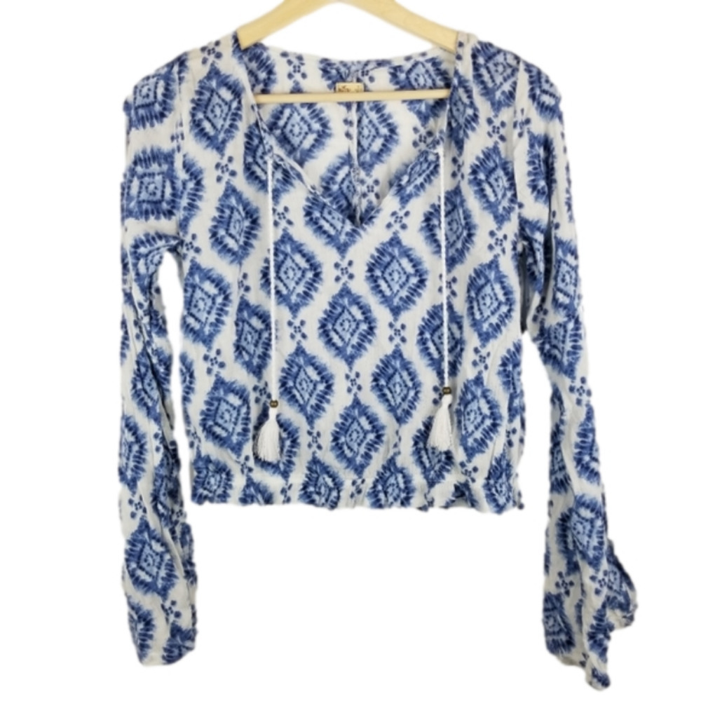 Hollister Small Ikat Blue & White Cropped Shirt V-Neck Tassle Ties Elastic Waist